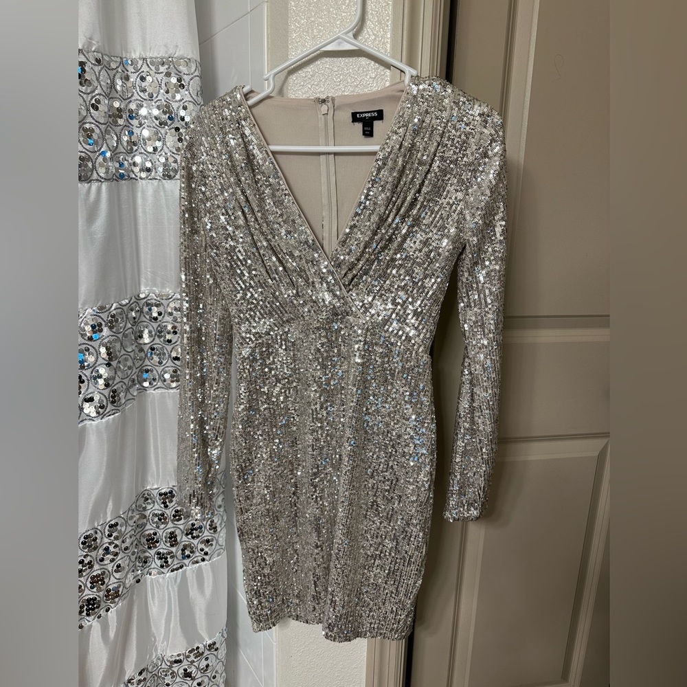 Express XXS Sequin Dress Long Sleeve